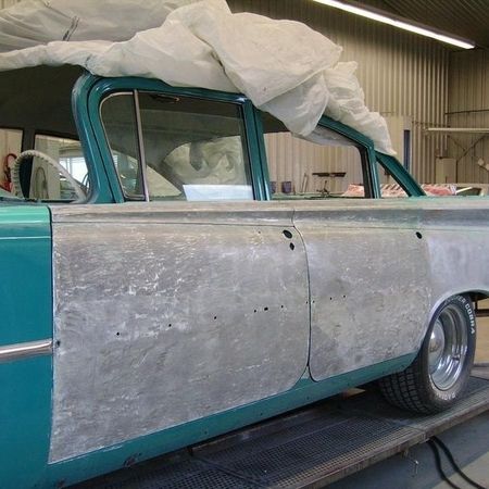 Oldsmobile 1959 Entfernung des Lacks.