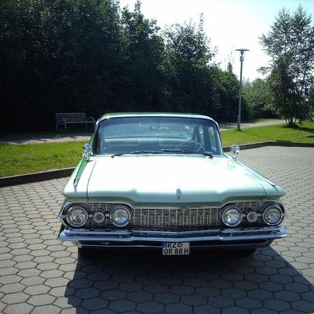 Oldsmobile 1959 in türkis von Vorne
