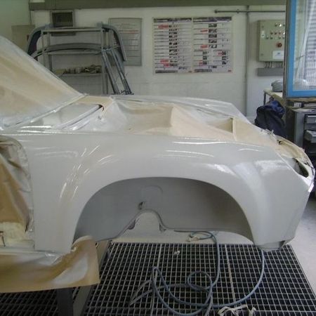 Porsche 914 Motorhaube in weiß.
