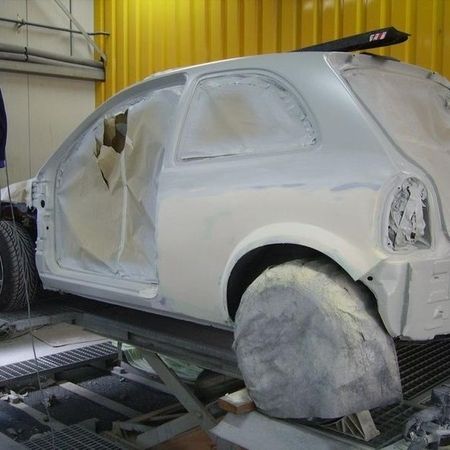 Opel Corsa abgeklebt und abpoliert.
